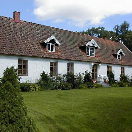 Bed and Breakfast Bo I Remmarloev Eslöv Esterno foto